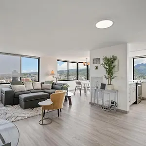Hawaiian Monarch Penthouse 104 By Hawaii Ocean Club , Honolulu United States
